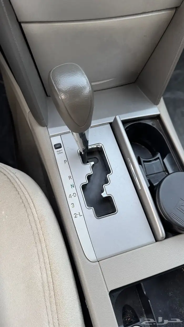 للبيع كامري 2011 استاندر قير تماتيك عداد 330 الف فقط 9