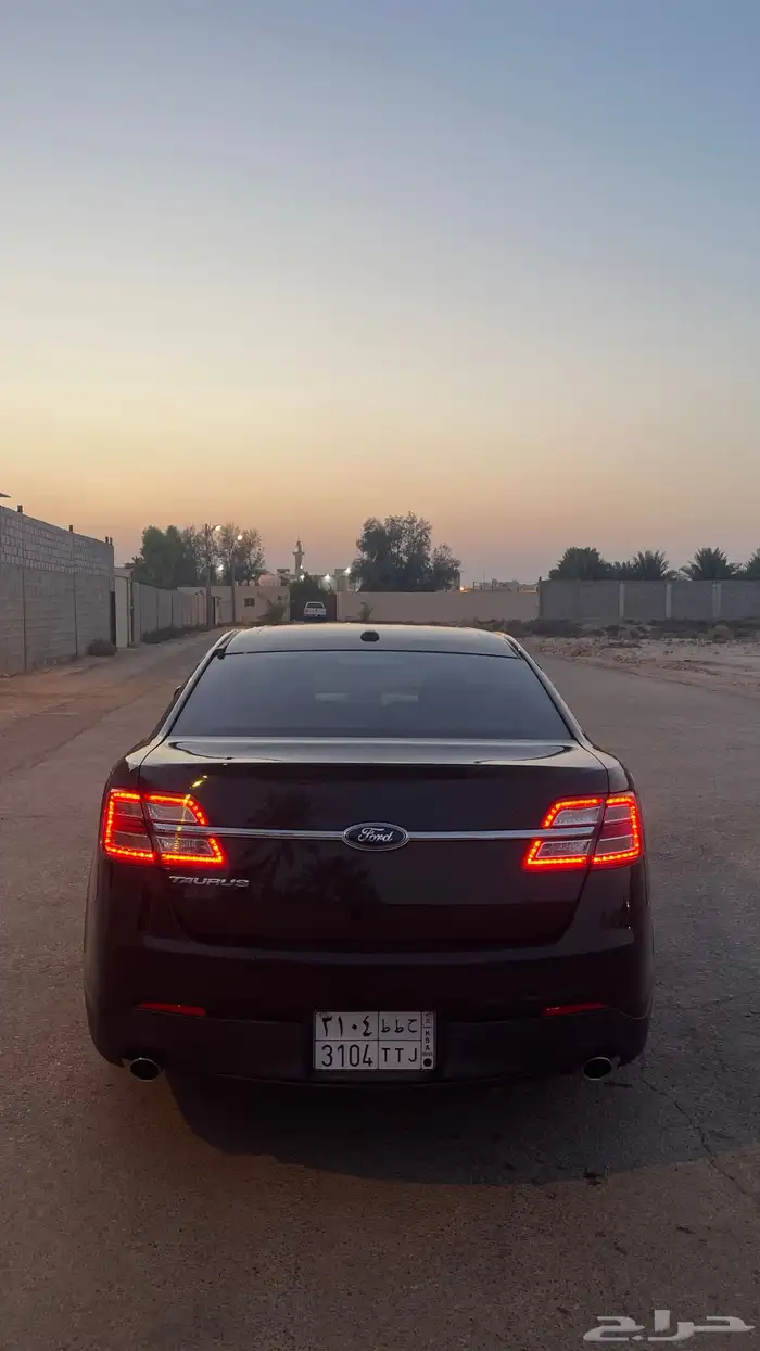 فورد تورس للبيع نظيف 7