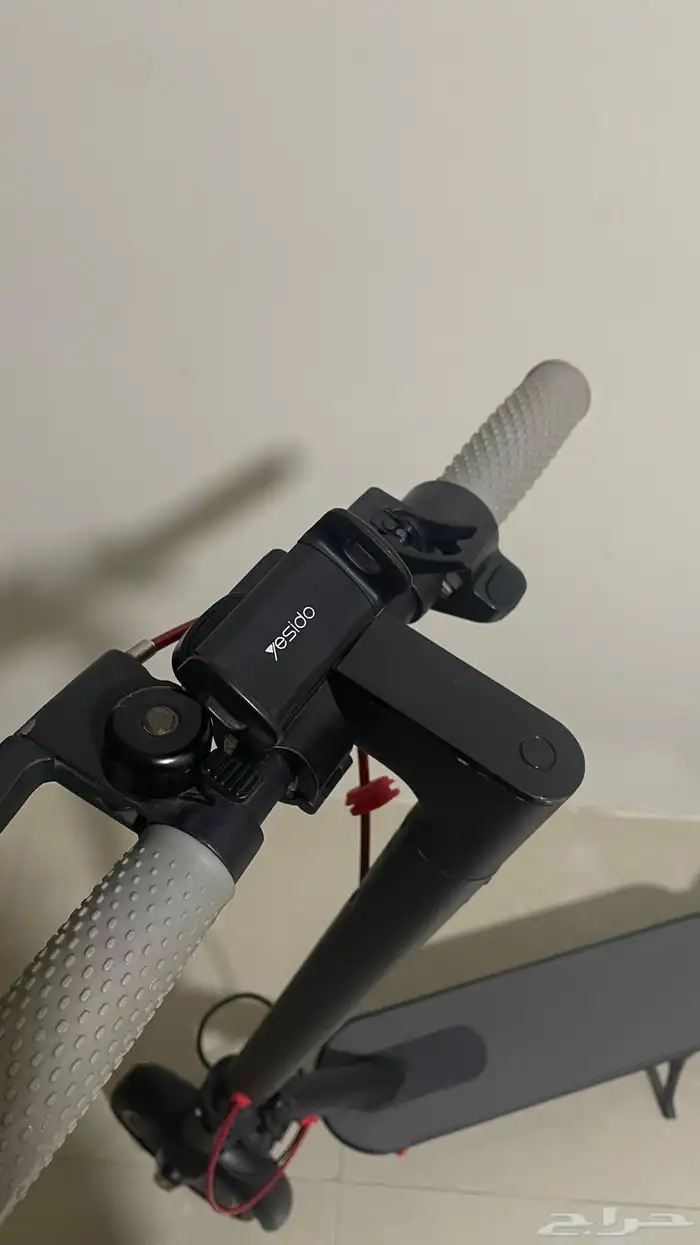 سكوتر كهربائي ب 650 1