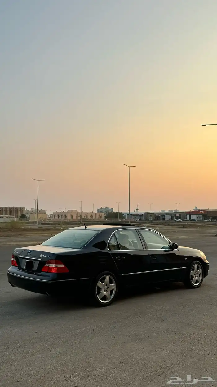 للبيع لكزس 430 2005 شد بلد لوحات خليجيه ( دبي ). 2