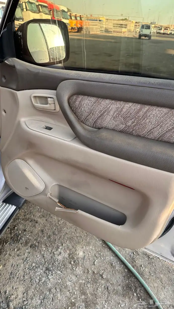 لاندكروزر 99 مكيفين وثلاجه 9