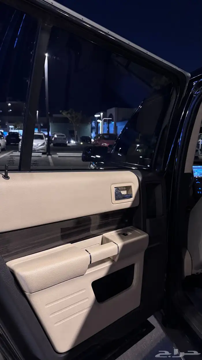 فورد فلكس 2014 نص فل منوة المستخدم 8