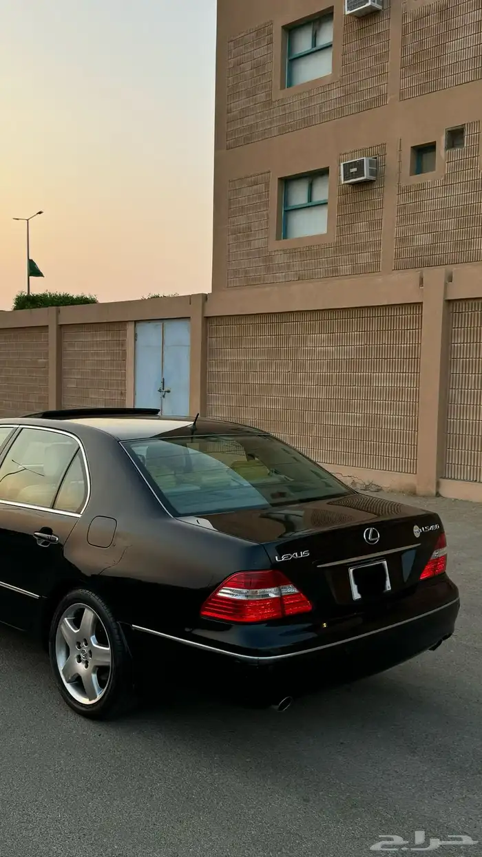 للبيع لكزس 430 2005 شد بلد لوحات خليجيه ( دبي ). 8