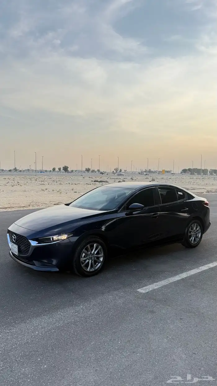للبيع مازدا 3 2024 - عداد 20 الف 2