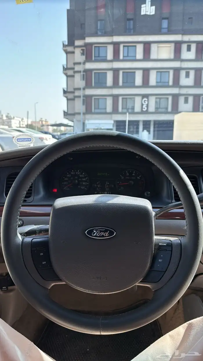 فورد فكتوريا 2011 في قمة النظافة 20