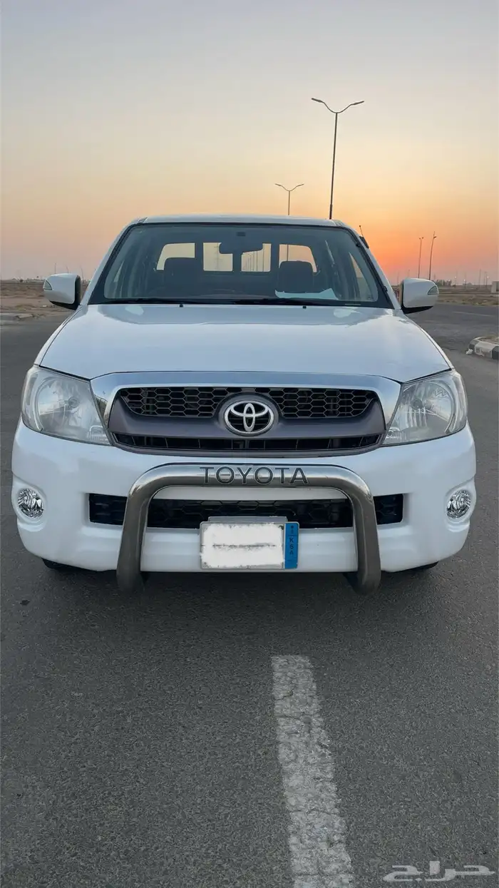 للبيع هايلوكس 2011 0