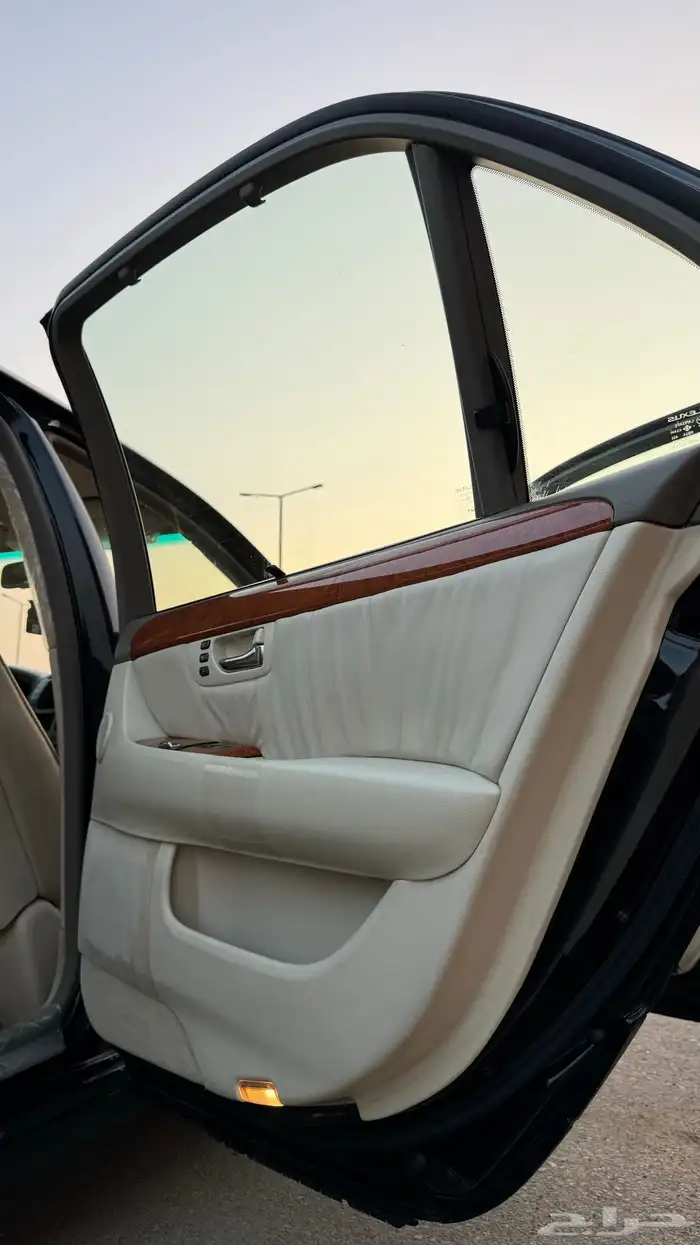 للبيع لكزس 430 2005 شد بلد لوحات خليجيه ( دبي ). 13