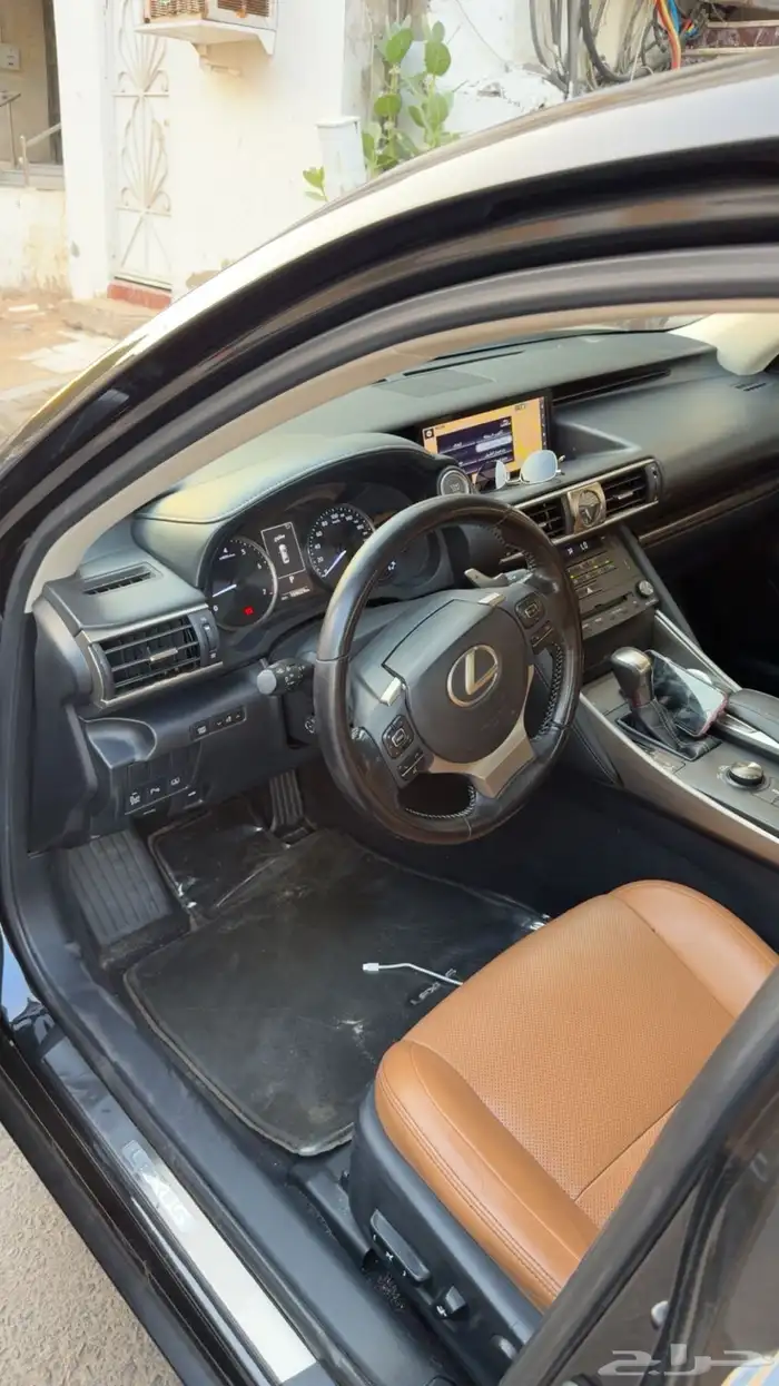 لكزس is 2018 للبيع 6