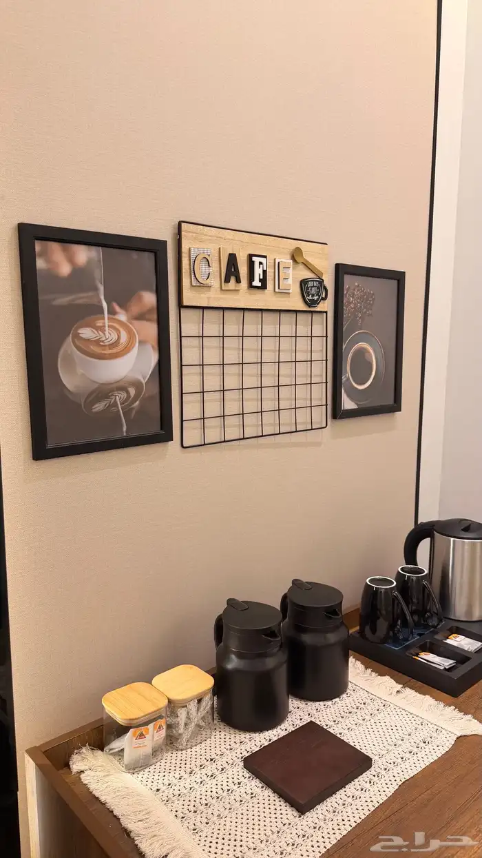 أستديو فندقي فاخر بجلسة جانبية للإيجار اليومي والأسبوعي 12