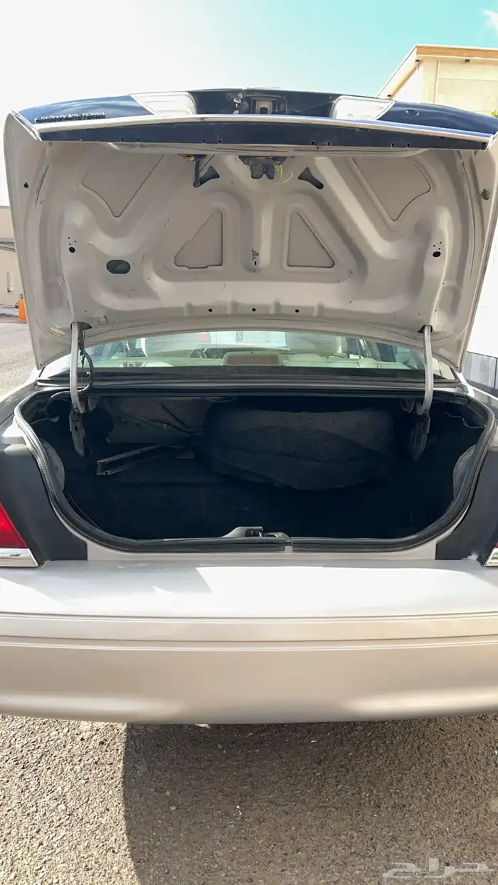 للبيع او البدل المناسب فورد فكتوريا سعودي 2011 7