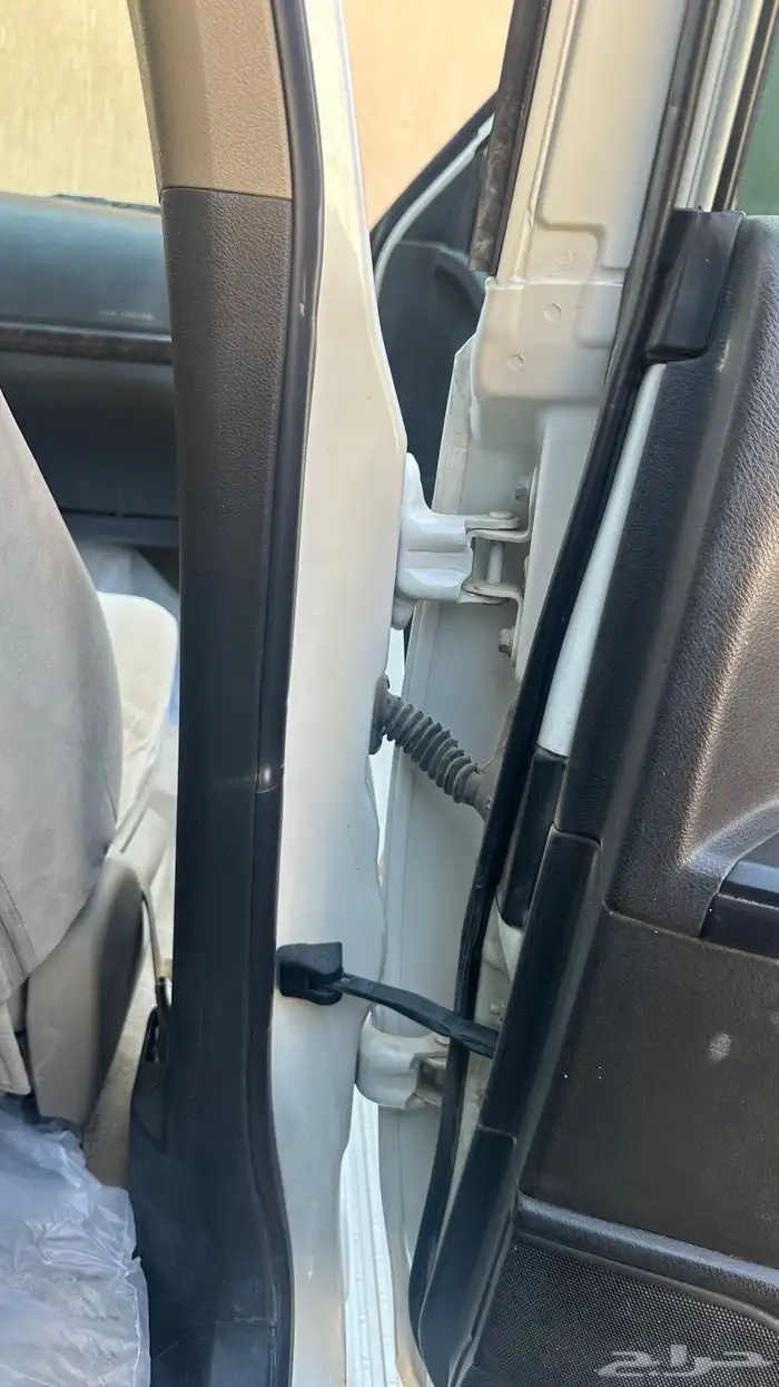 جيب لاندكروزر 7