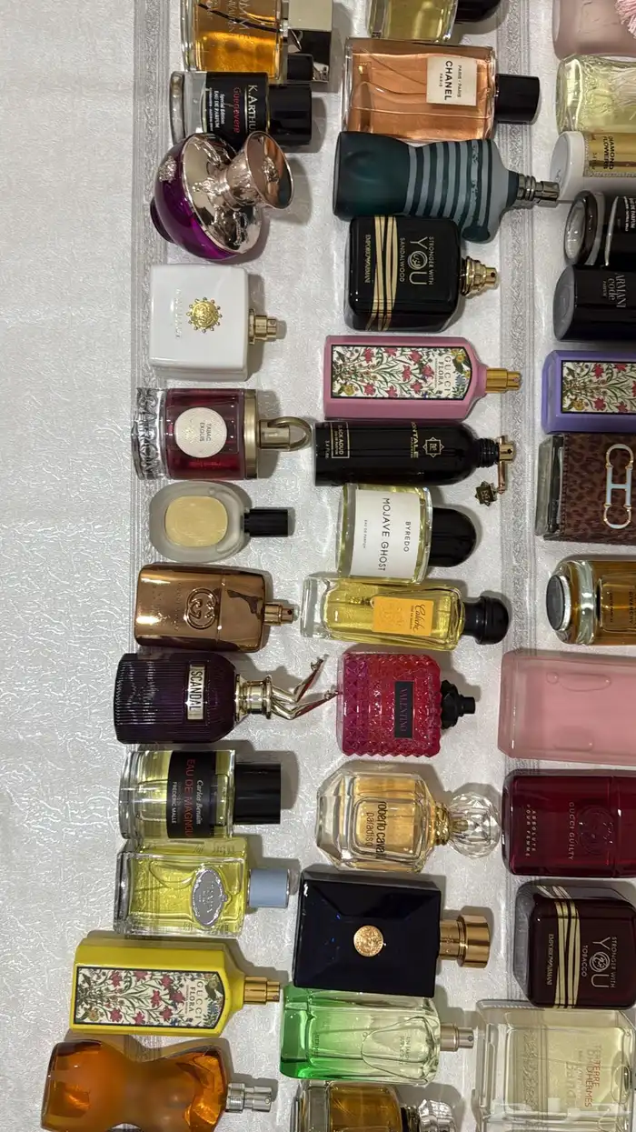 عطور ماركات اصليه بدون كراتين استوكات جديده بربع القيمه 42