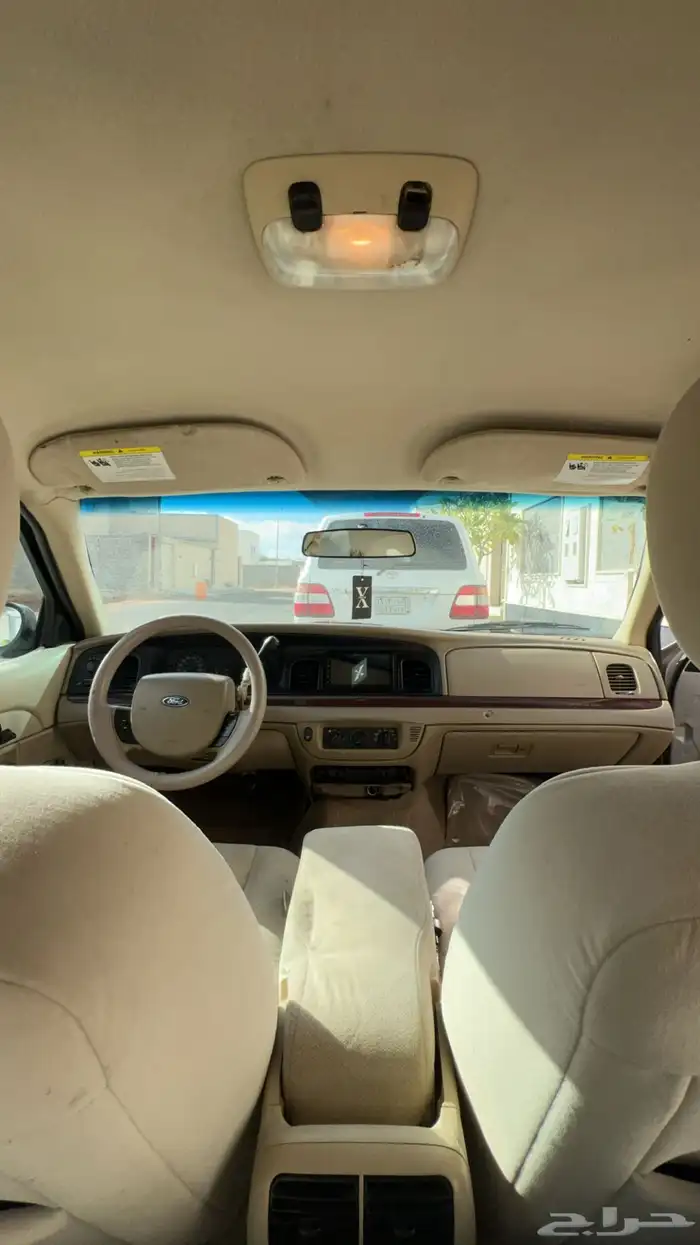 للبيع او البدل المناسب فورد فكتوريا سعودي 2011 9