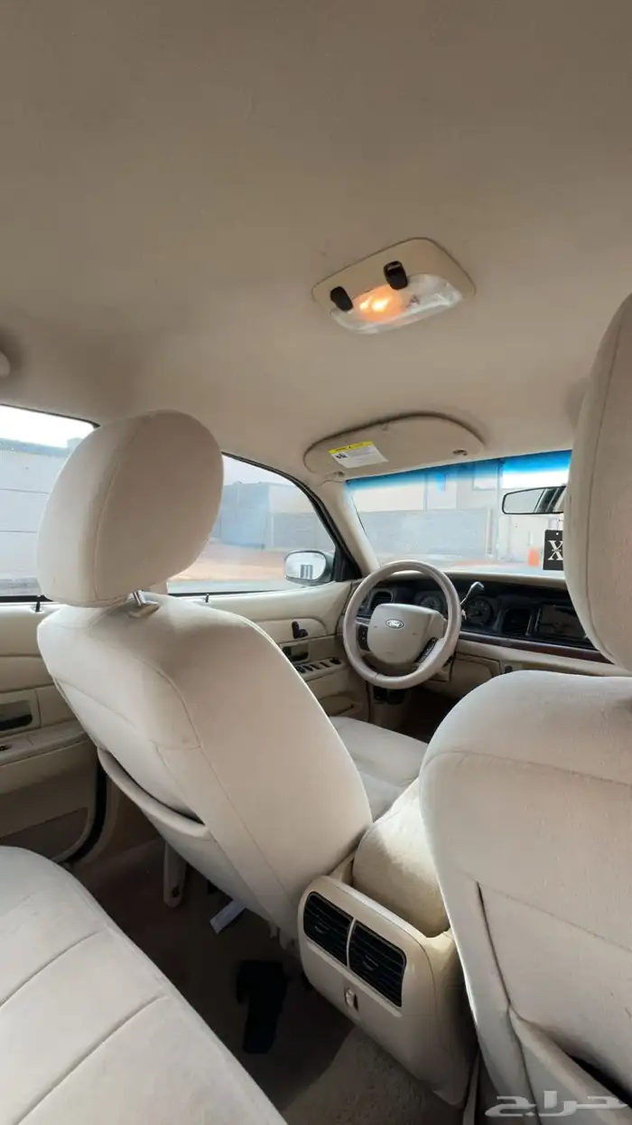 للبيع او البدل المناسب فورد فكتوريا سعودي 2011 8