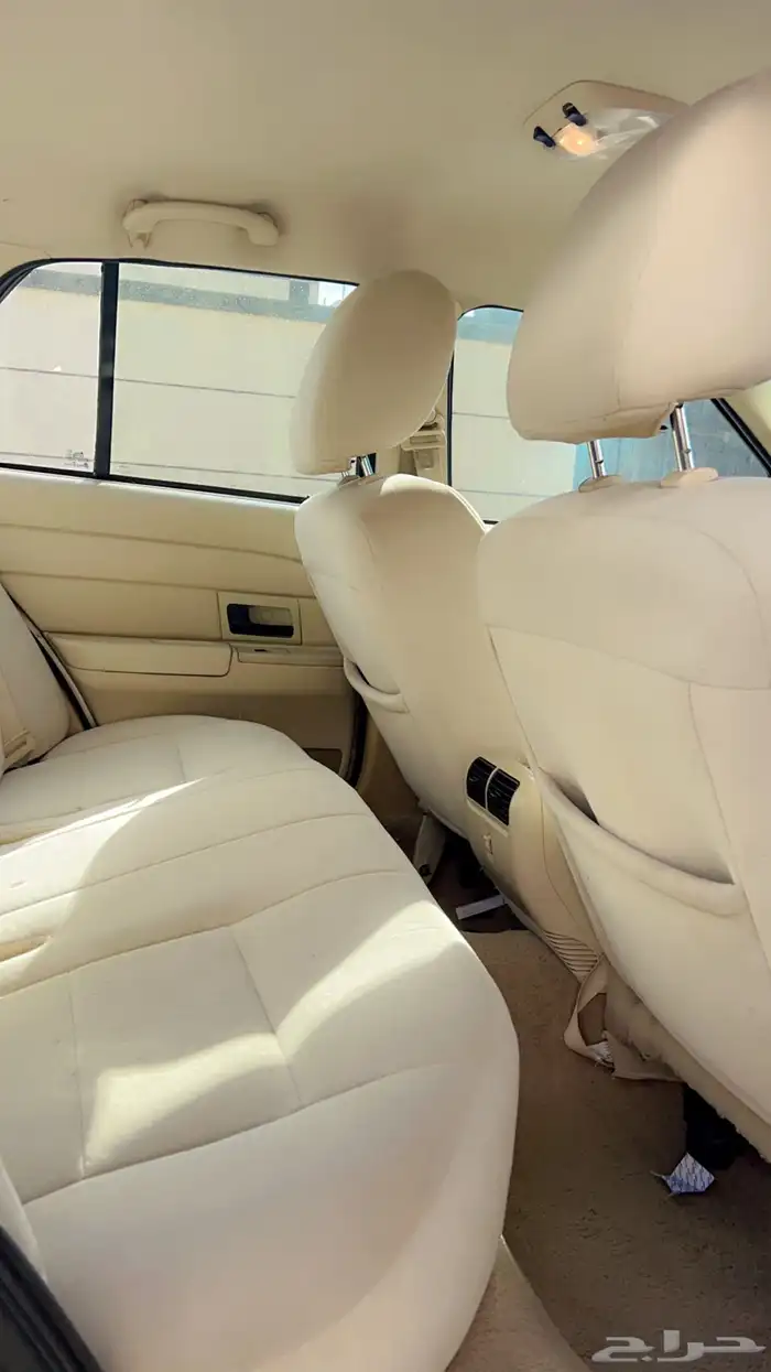 للبيع او البدل المناسب فورد فكتوريا سعودي 2011 10