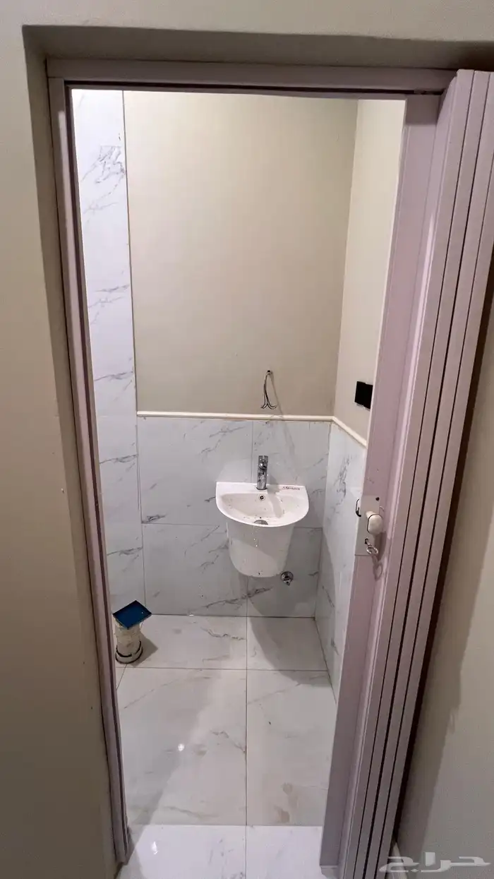 للإيجار غرفة سائق في حي النفل 0