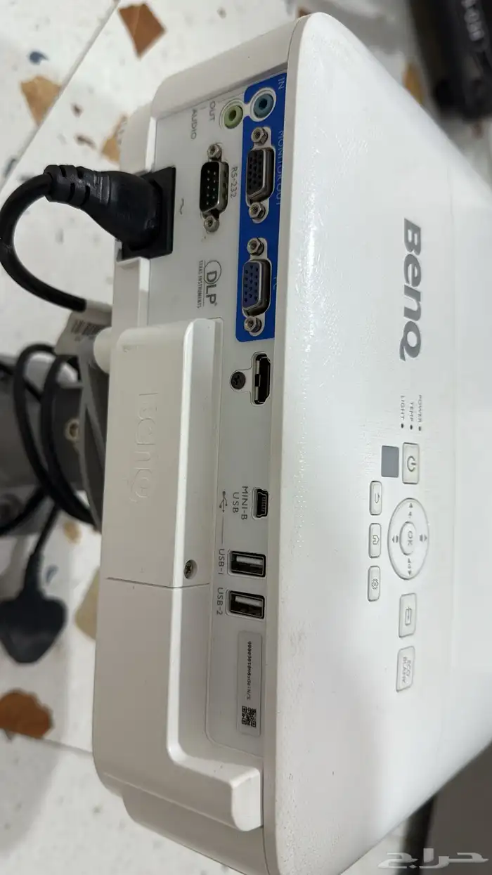 بروجكتر Benq للبيع 3