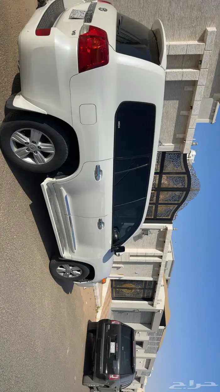 تويوتا لاندكروزر جيب 2014 GXR سعودي 8 سلندر فل كامل 3