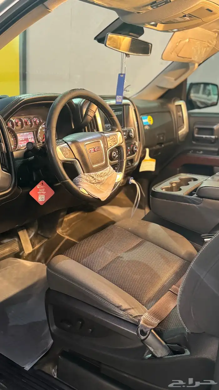للبيع جي ام سي سييرا موديل 2016 فل كامل Z71 دبل 4X4 25