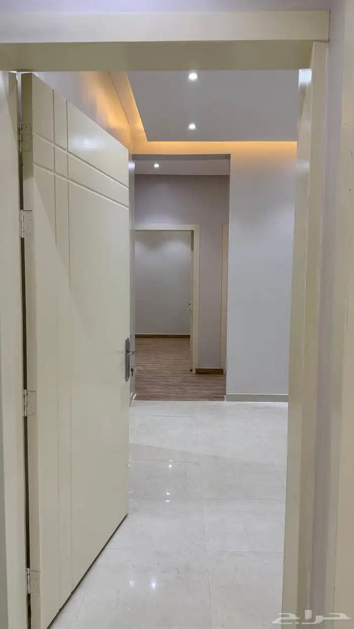 شقة للإيجار بحي البيان 7