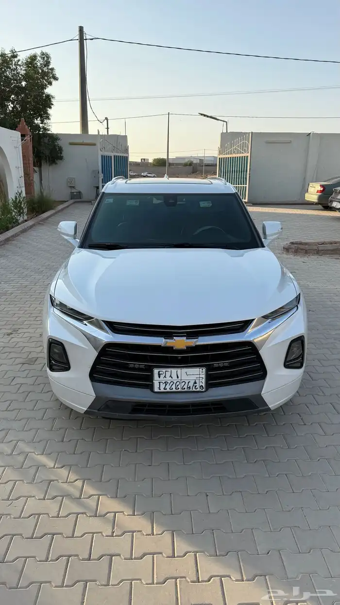 شفرولية بليزر بريمير 2020م لؤلؤي بانوراما اقبل البدل النظيف 1