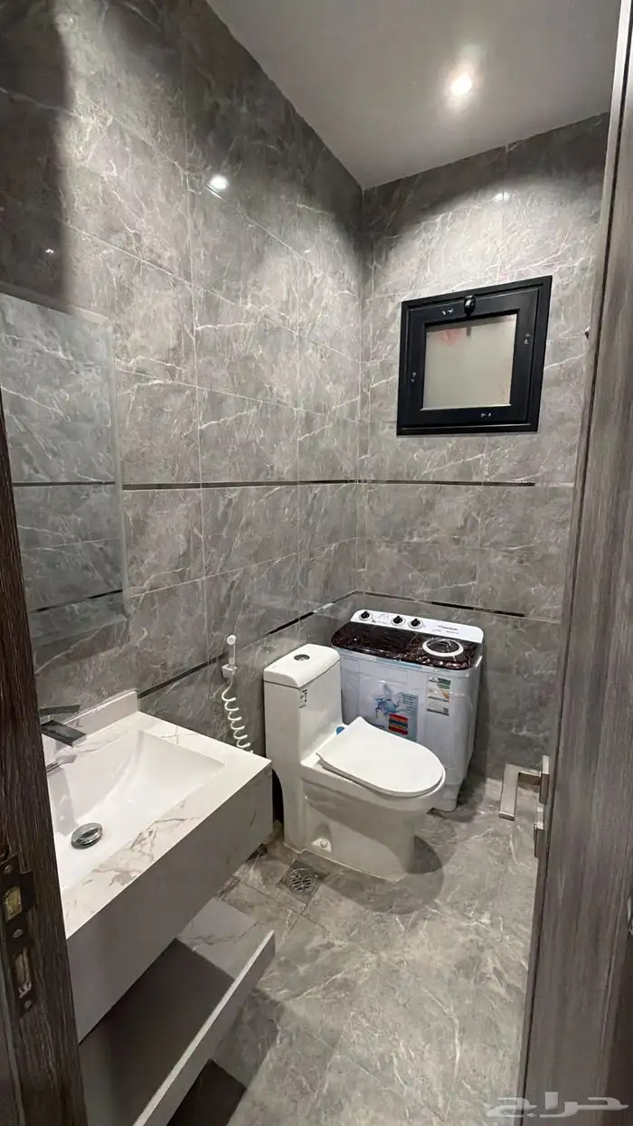 شقة مؤثثة للإيجار بالراكة الجنوبية غرفه وصالة 6