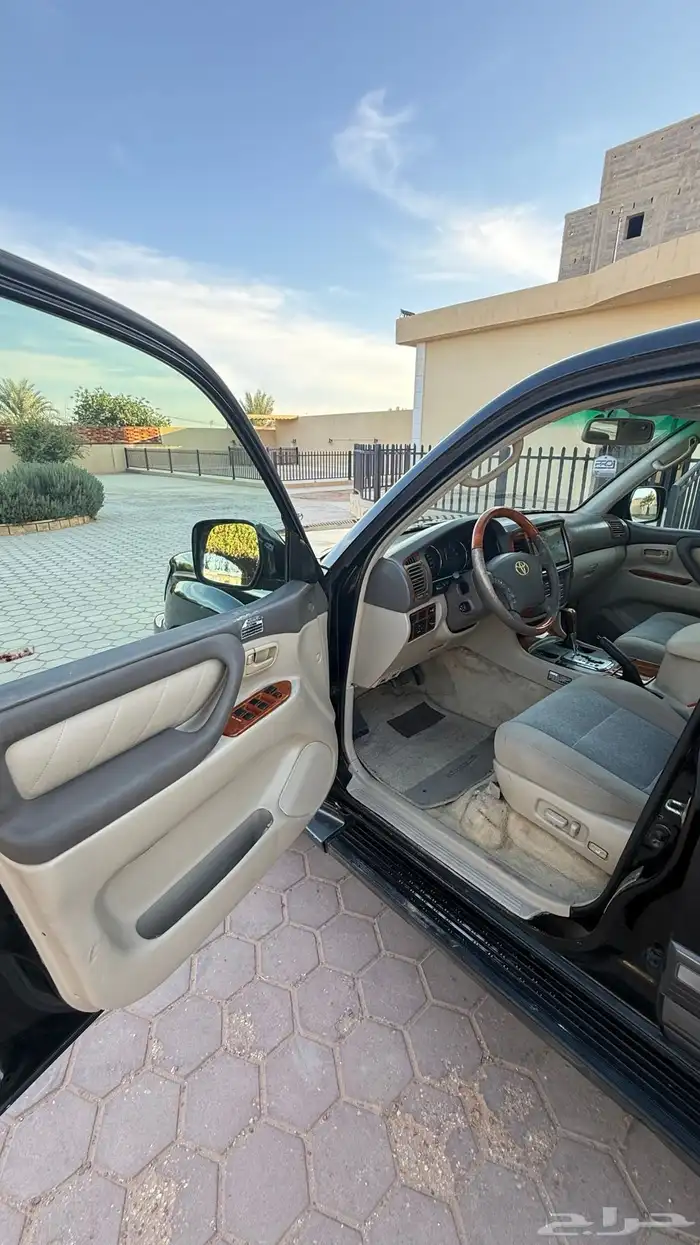 فيكسار 2004 فل كامل أسود 37