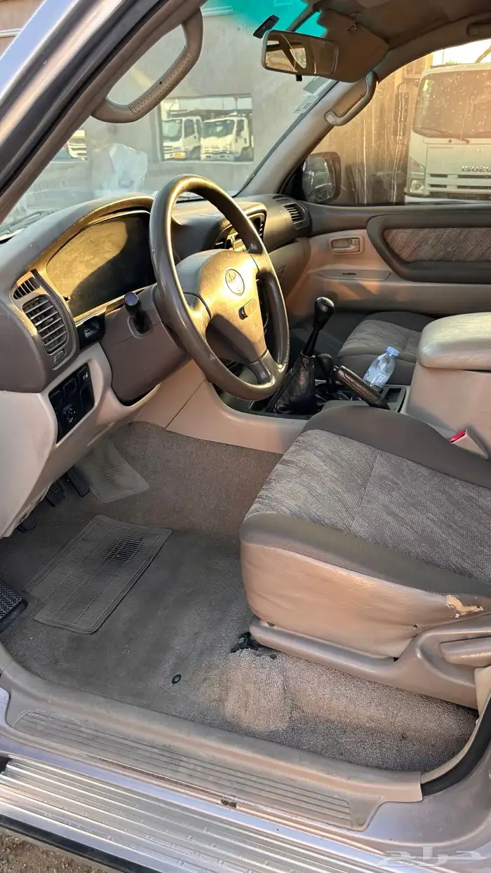 لاندكروزر 99 مكيفين وثلاجه 5