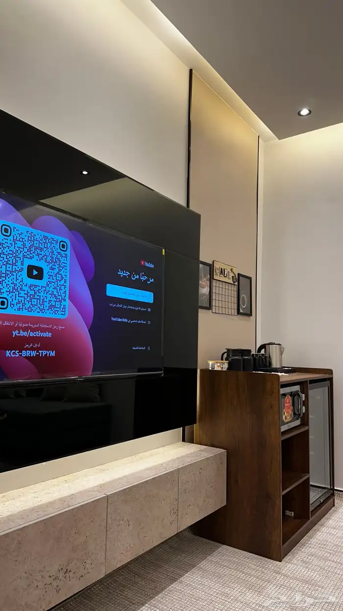 أستديو فندقي فاخر بجلسة جانبية للإيجار اليومي والأسبوعي 6