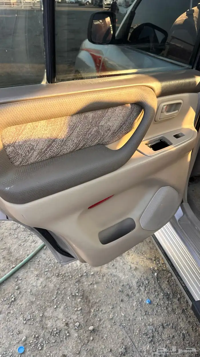 لاندكروزر 99 مكيفين وثلاجه 13