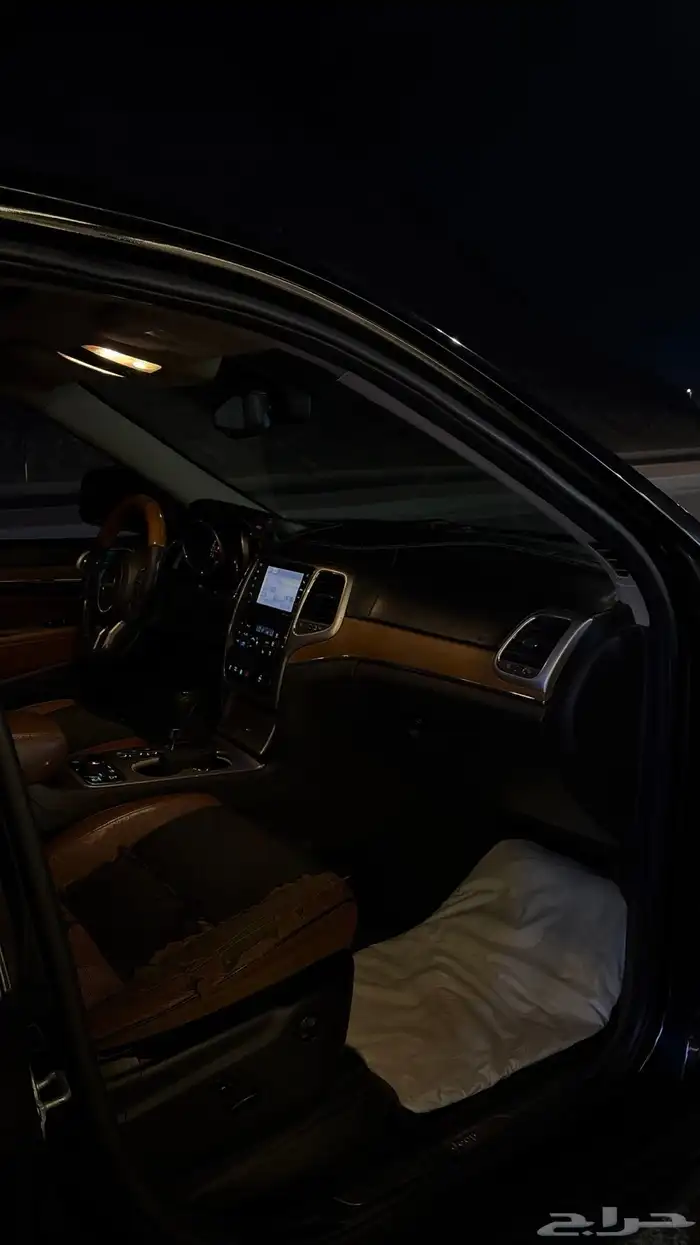 جيب جراند شيروكي موديل 2013 نظيف Jeep 24