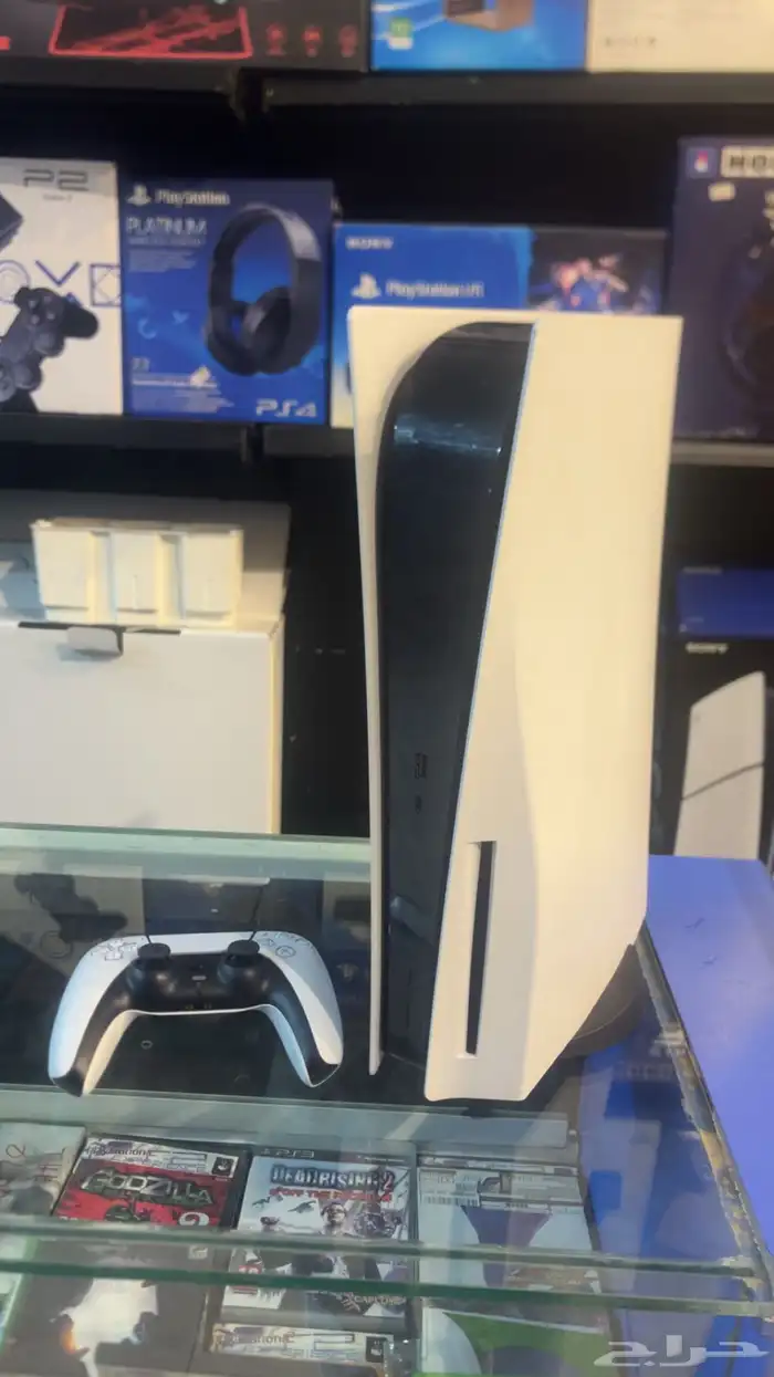 (تم البيع)سوني بلايستيشن فايف نسخه سيديCD 1