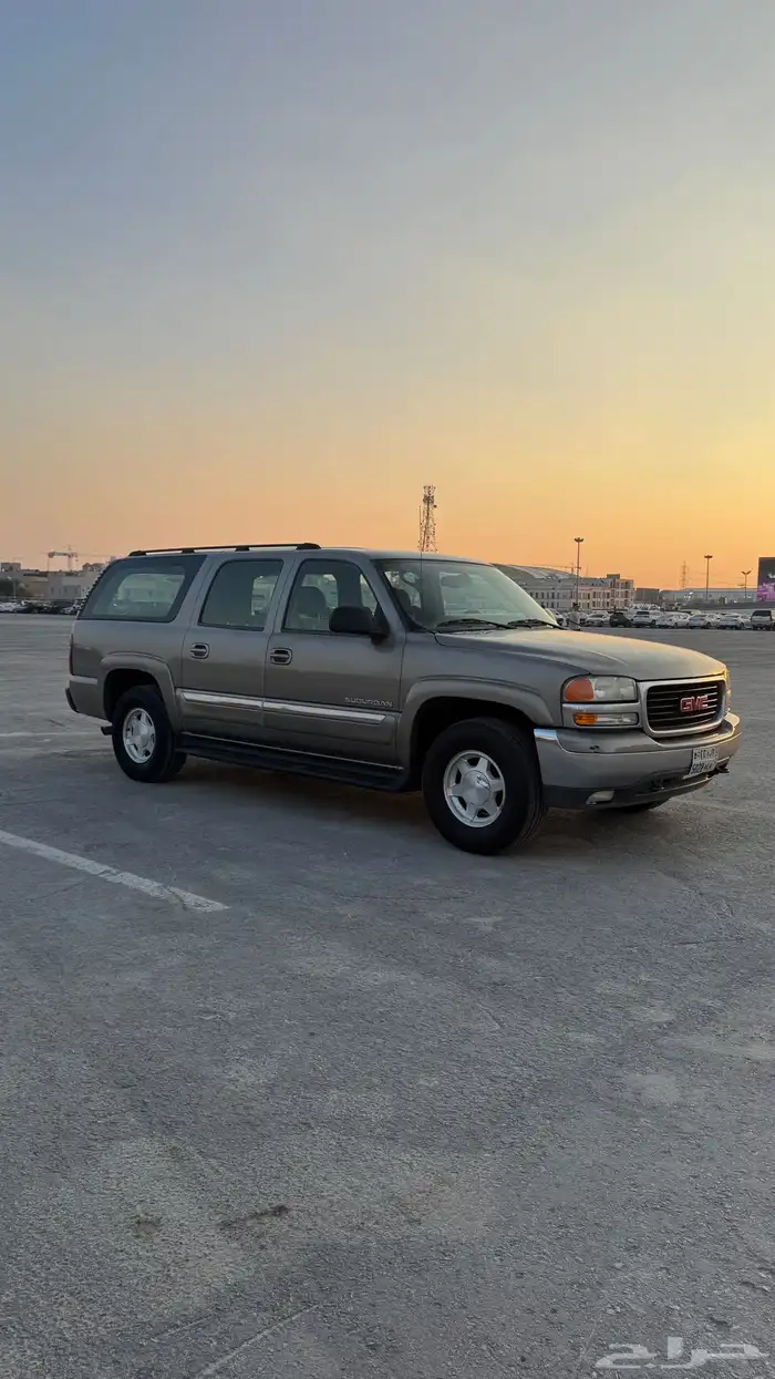 للبيع يوكن سوبربان 2003 ممشى قليل 8