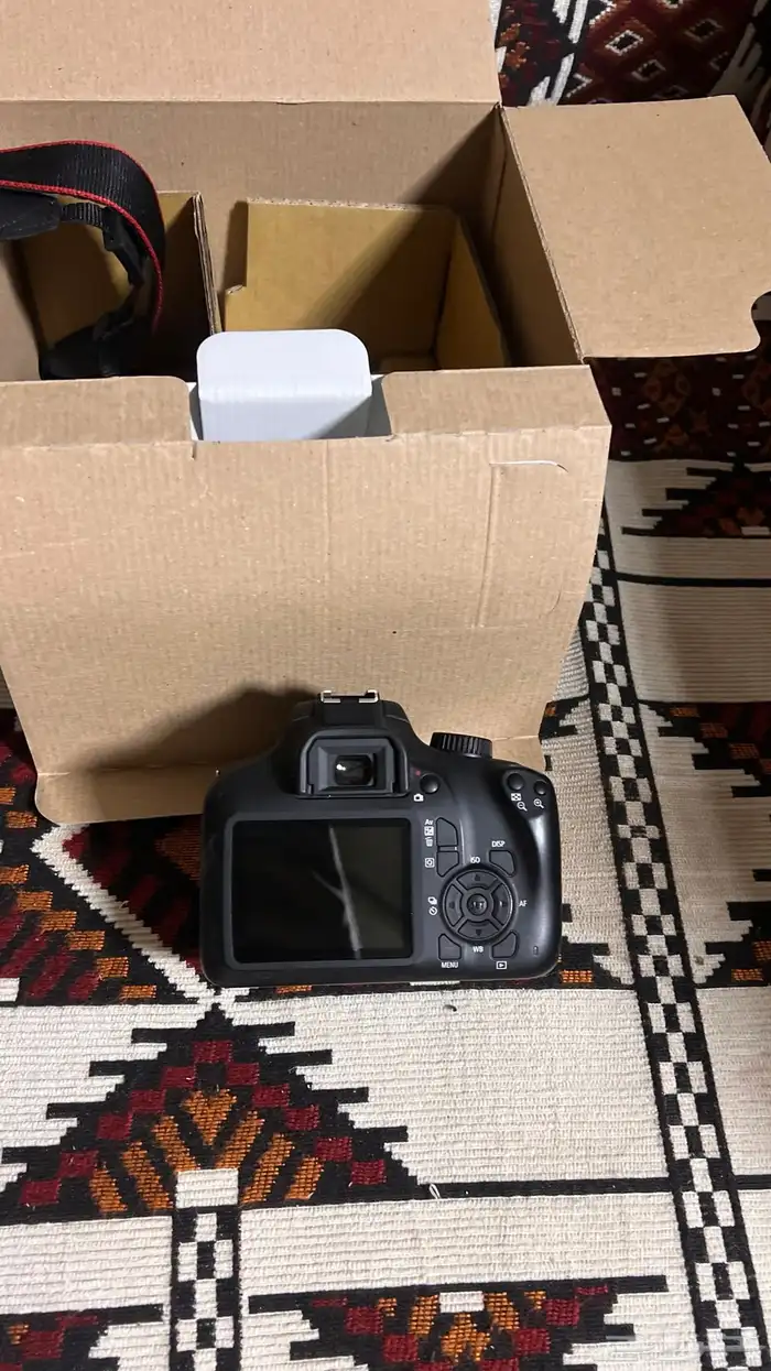كاميرة كانون 4000D شرط استخدام ثلاث ايام وشريت كمره بدالها 5