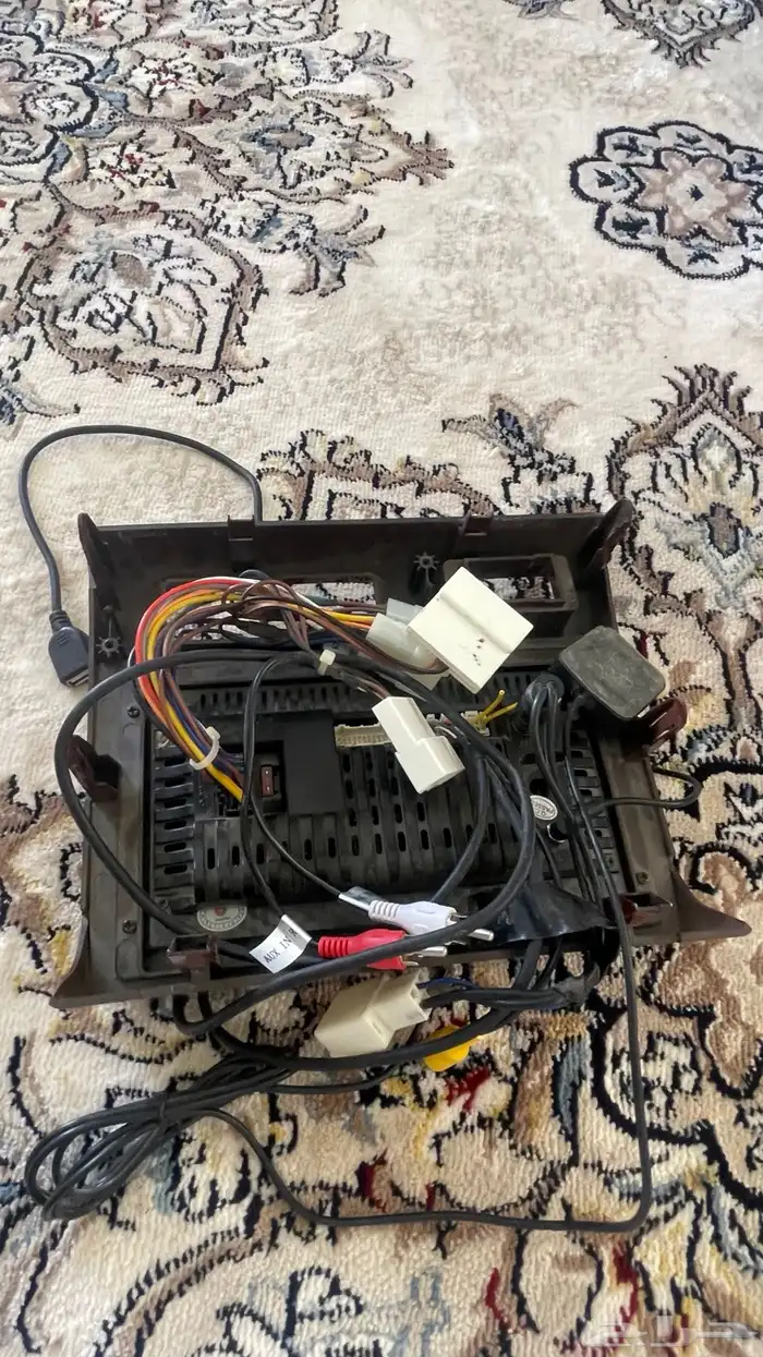 شاشة مع ديكور شاص 1