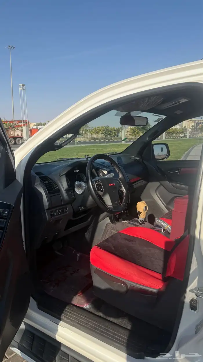 ايسوزو ديماكس GT دبل فل كامل 2019 قير تماتيك 32