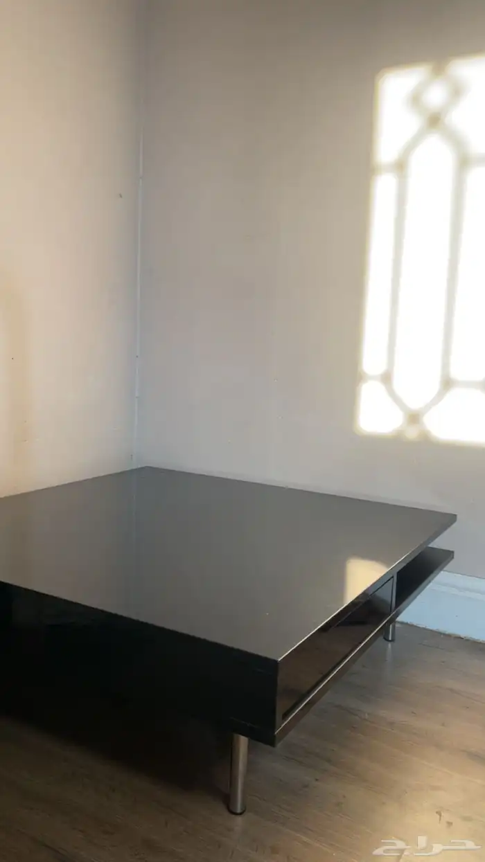 طاولة جديدة من ايكيا شريتها ب900ابيعها ب500 3