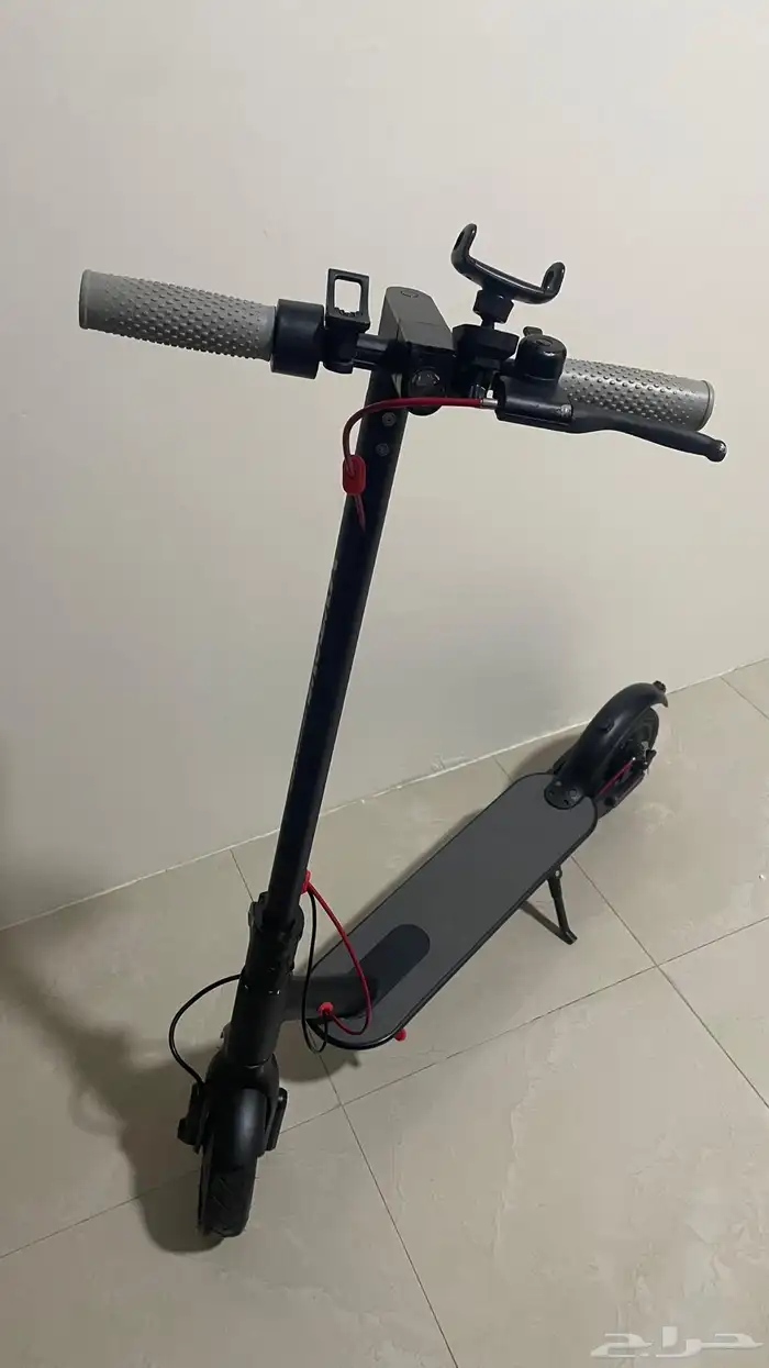 سكوتر كهربائي ب 650 0