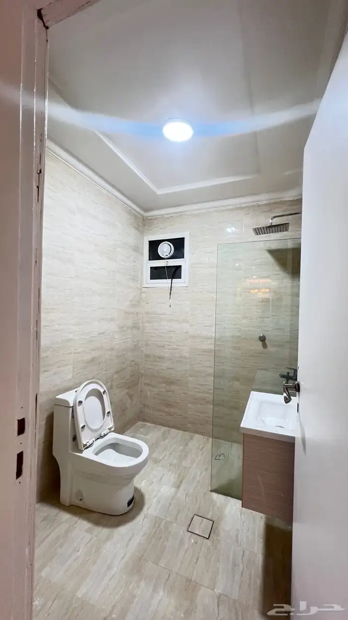 شقة للإيجار vip حي الاحمدية 1