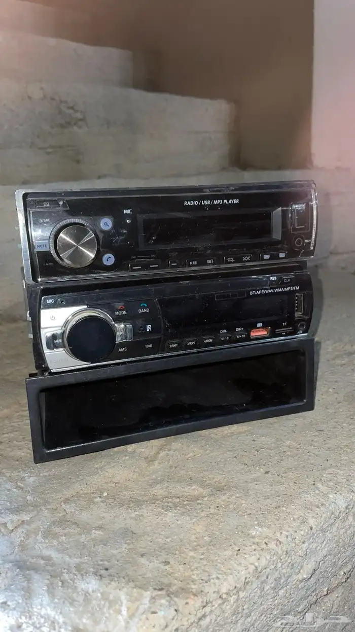 أربع مسجلات فيه 2 تيوتا ودرج واصطب  ركن جيب 97 يسار 1