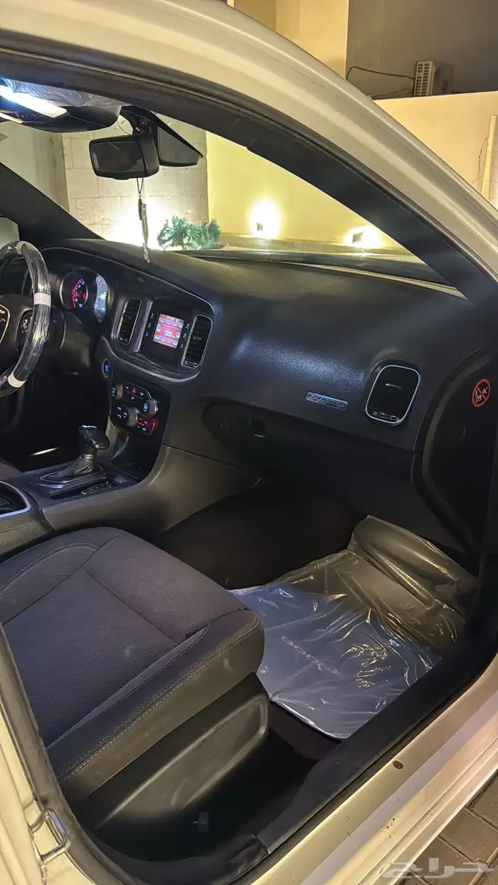 للبيع دودج تشارجر 2017 4