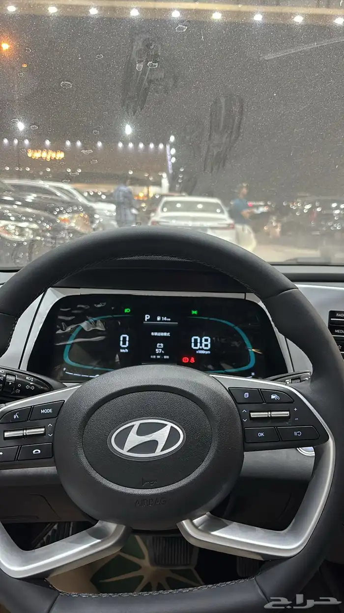 هيونداي انترا كمفورت 2025 ابيض   بحري 4