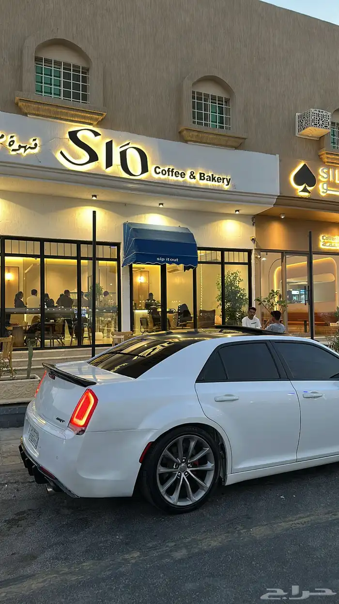 للبيع كلايزر 2016 هيمي 8 سلندر 13