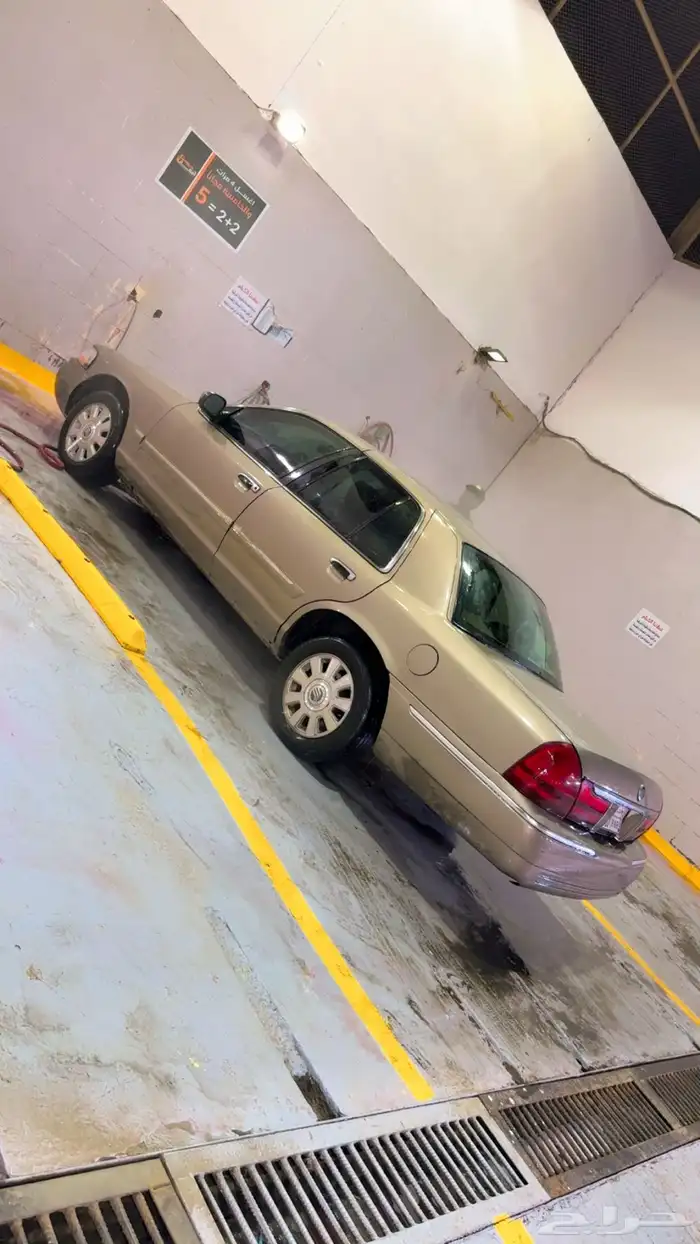 فورد قراند ماركيز 2003 8