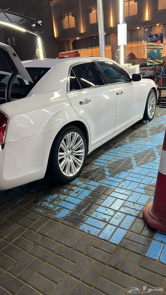 كرايزلر 2014همي 8سلندر فل كامل وارد المتحده 7