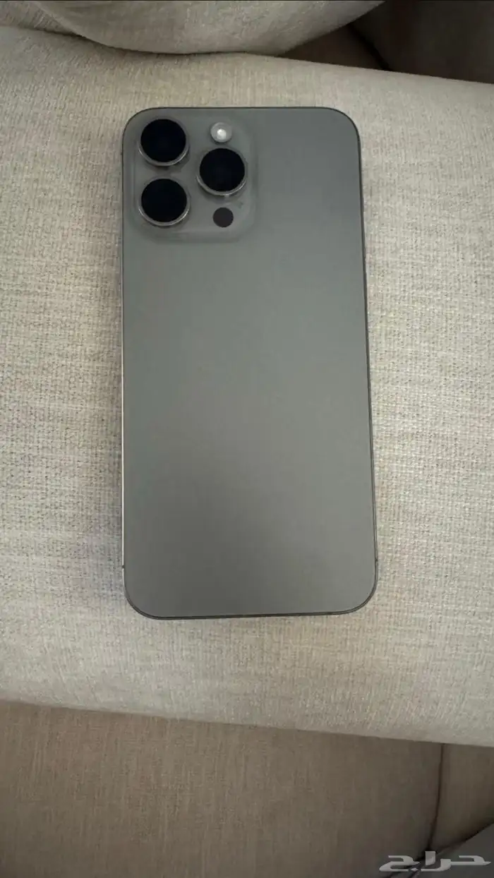 للبيع ايفون 15 برو ماكس 0