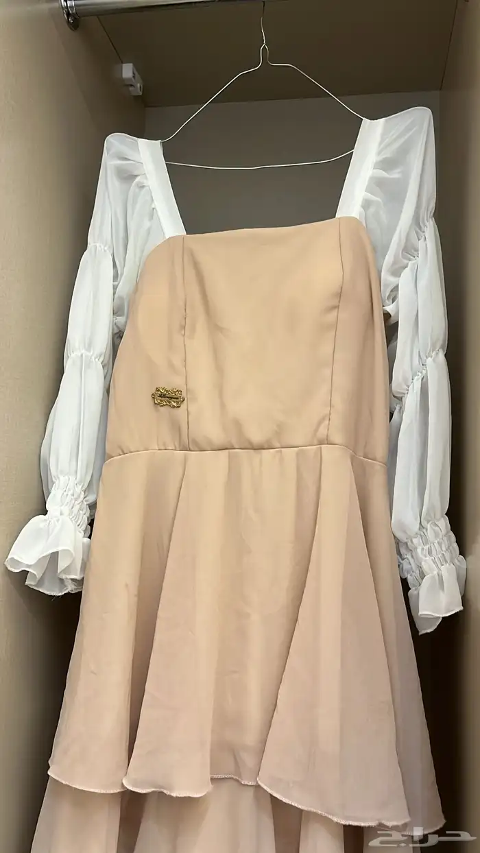 فساتين للبيع ملبوسين مرا وحده بس الصامل يكلمني واتس فقط 12