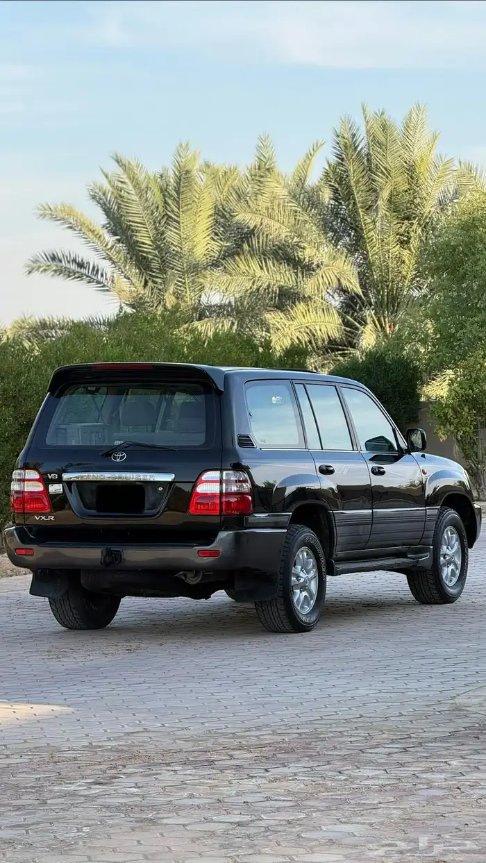 فيكسار 2004 فل كامل أسود 11