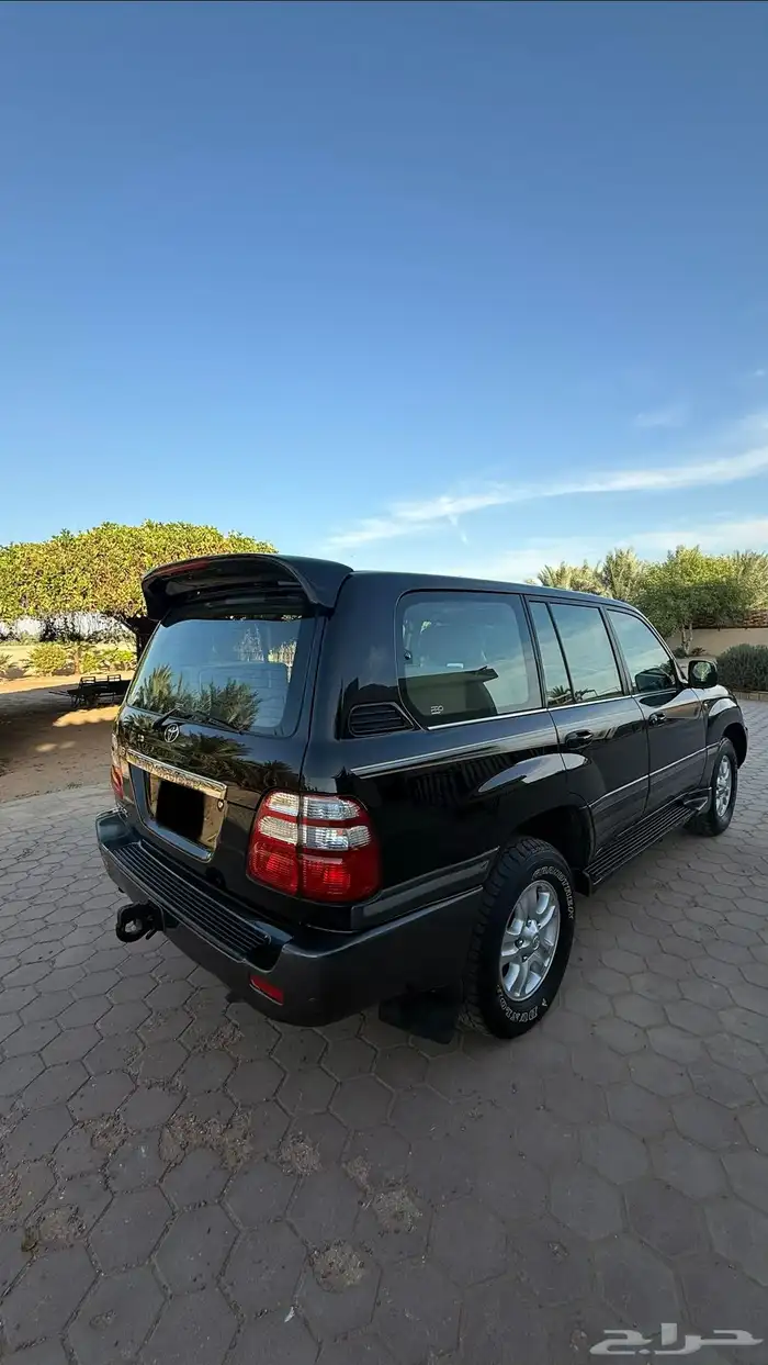 فيكسار 2004 فل كامل أسود 8