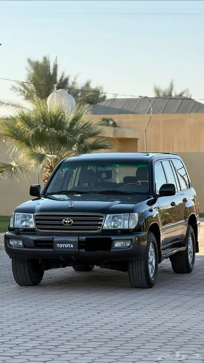 فيكسار 2004 فل كامل أسود 1